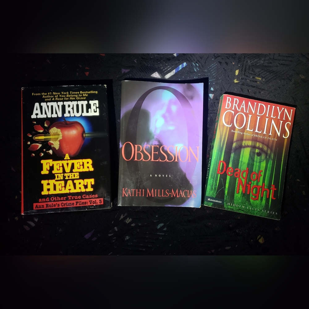 Lot of three murder mystery books